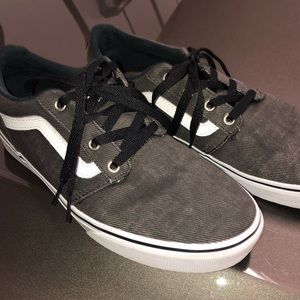 Like-new Men’s Vans Size 9